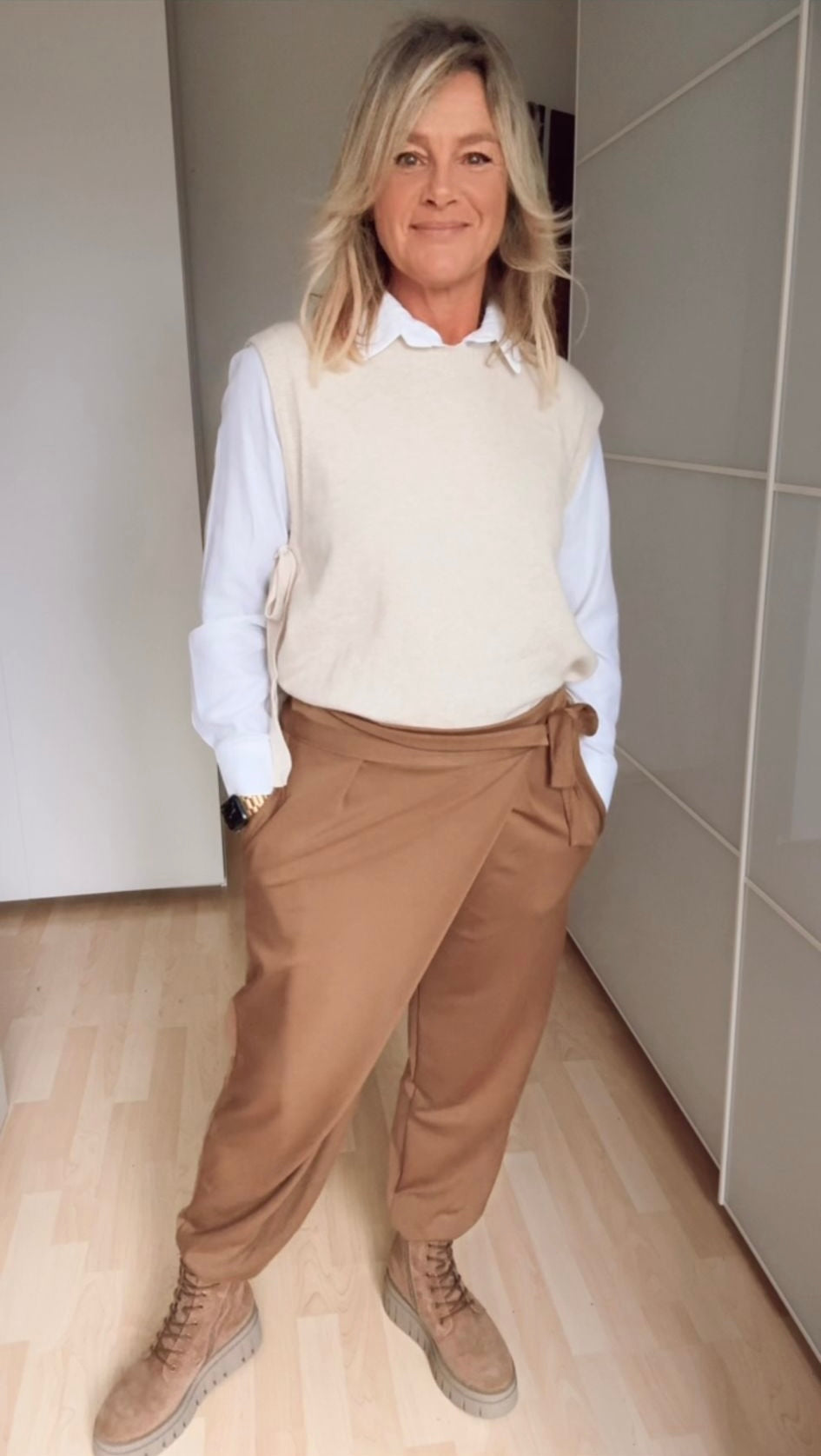 Jerseyhose mit Dehnbund, cognac von Bella Vita - Mode & Lifestyle