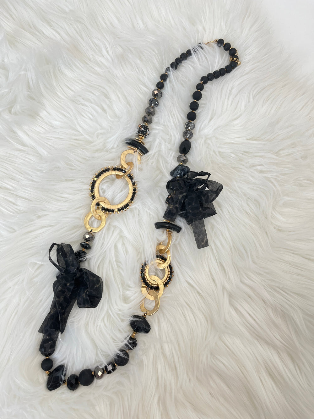 Kette Leo, grau-schwarz-gold von Bella Vita - Mode & Lifestyle