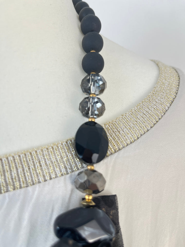 Kette Leo, grau-schwarz-gold von Bella Vita - Mode &amp; Lifestyle