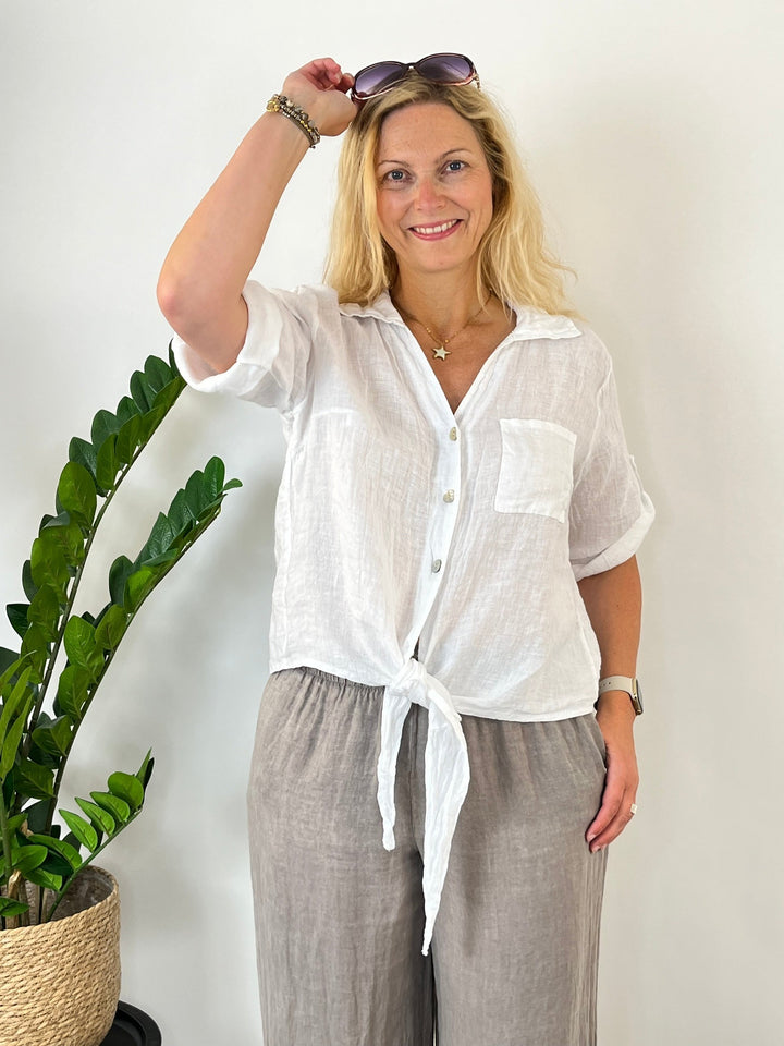 Knotenbluse aus Leinen, weiß von Bella Vita - Mode &amp; Lifestyle