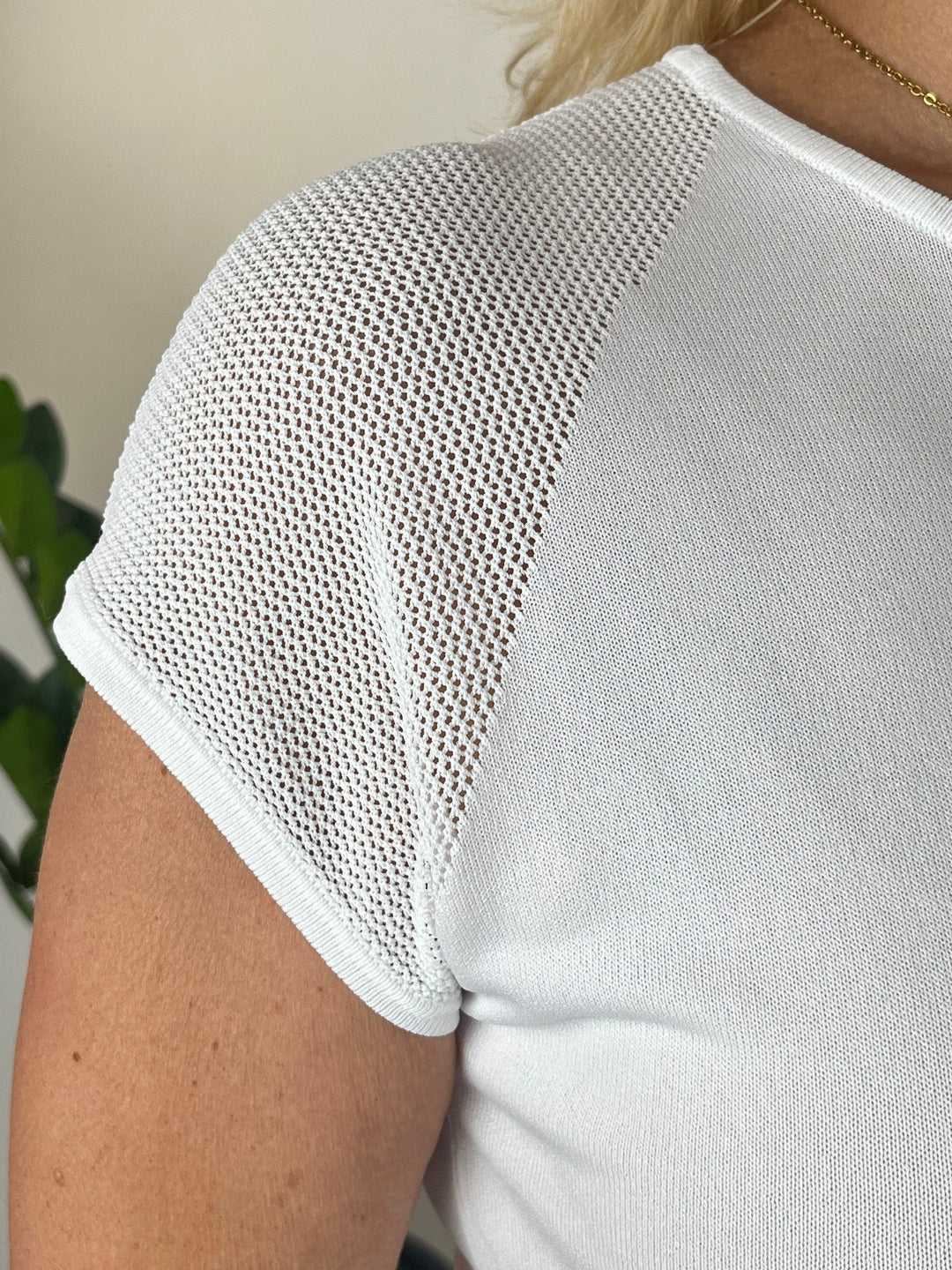 Kurzarm-Pullover mit Netzeinsatz oben von Bella Vita - Mode &amp; Lifestyle