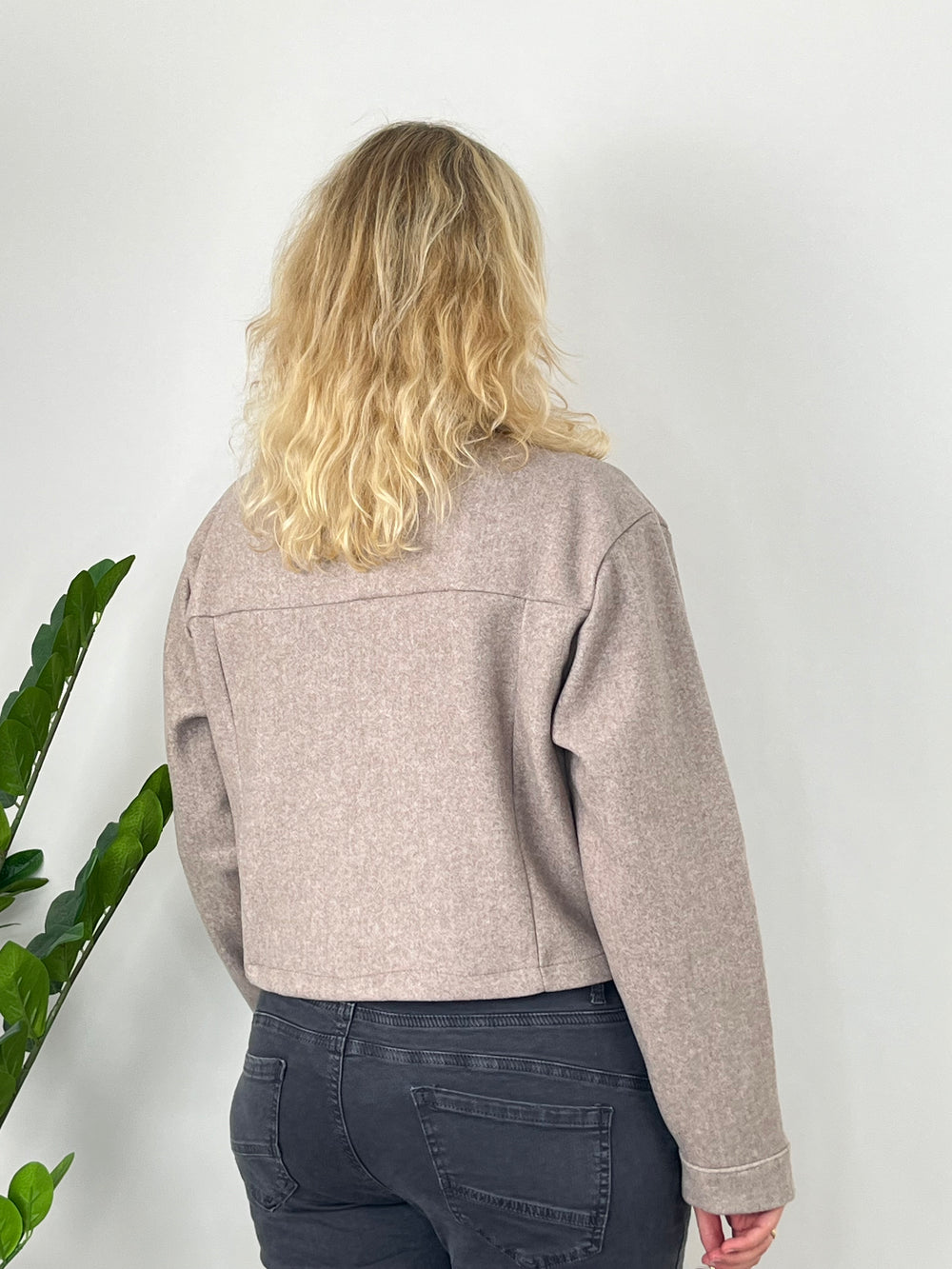Kurzjacke in Fleeceoptik, taupe von Bella Vita - Mode & Lifestyle