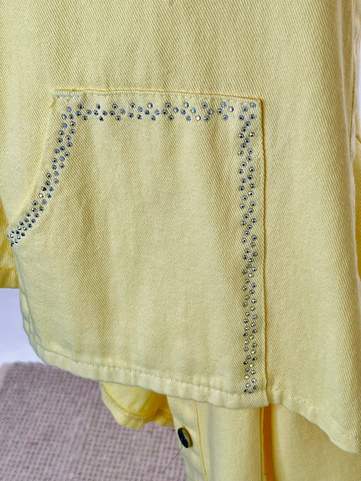 Kurzjacke mit Steinchenverzierung, gelb von Bella Vita - Mode &amp; Lifestyle