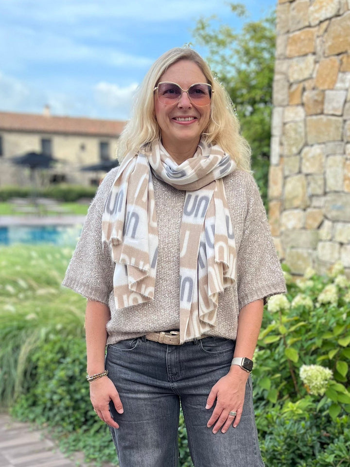 Kuschelschal Statement, beige von Bella Vita - Mode &amp; Lifestyle