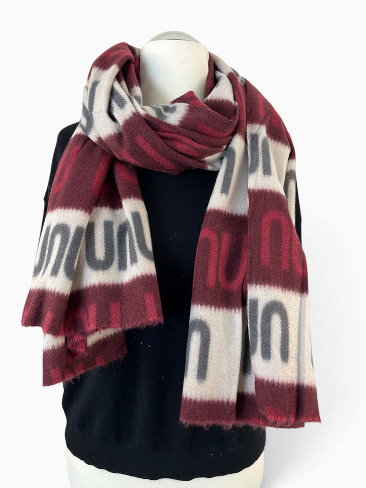 Kuschelschal Statement, bordeaux von Bella Vita - Mode &amp; Lifestyle