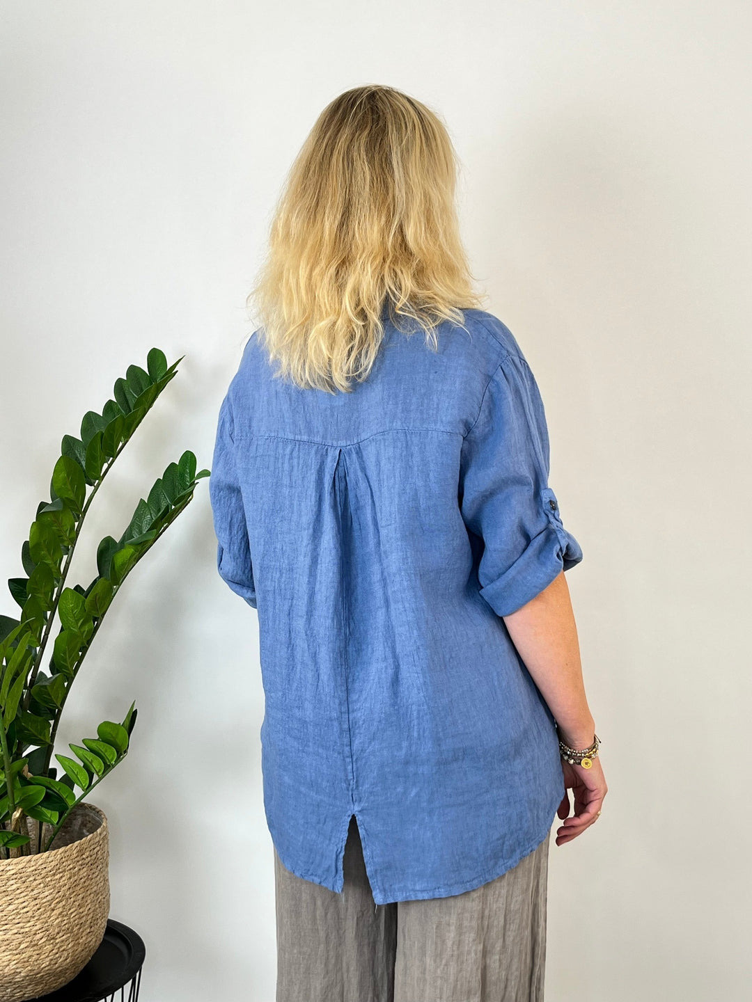 Leinenbluse "Pure Summer", jeansblau von Bella Vita - Mode &amp; Lifestyle
