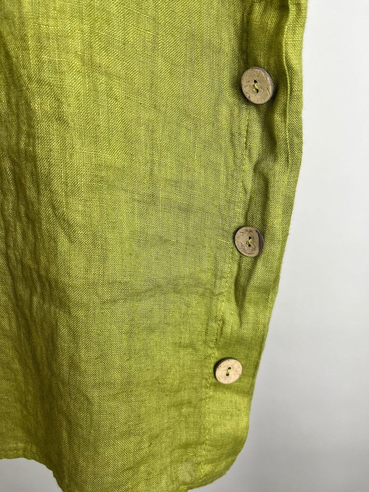 Leinenbluse mit Zierknöpfen, grün von Bella Vita - Mode &amp; Lifestyle
