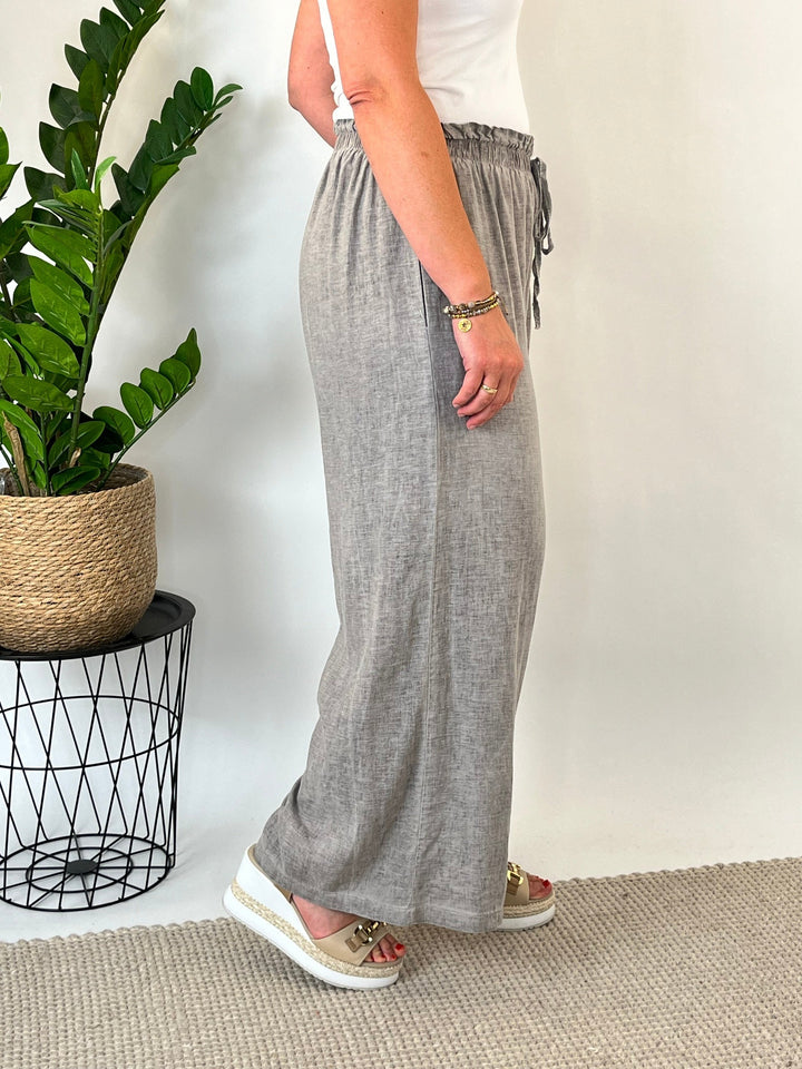 Leinenhose mit weitem Bein, taupe von Bella Vita - Mode &amp; Lifestyle