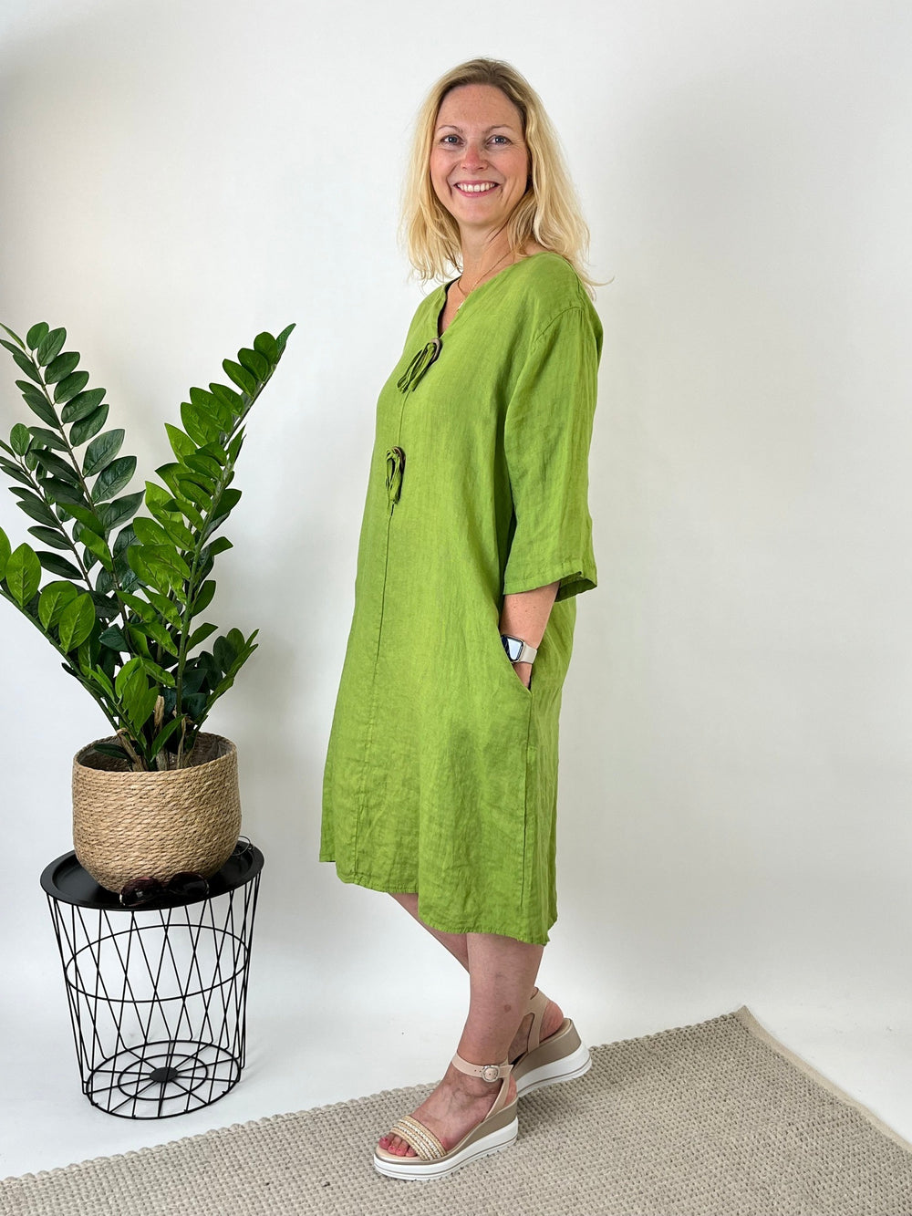 Leinenkleid "Natural Chic", grün von Bella Vita - Mode & Lifestyle