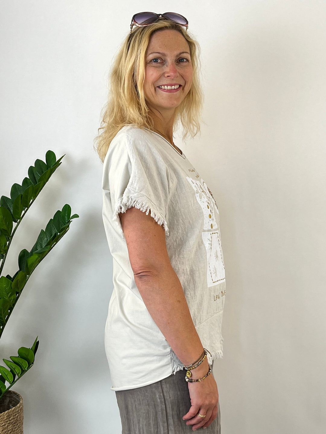 Leinenshirt "Golden Heart", beige von Bella Vita - Mode &amp; Lifestyle