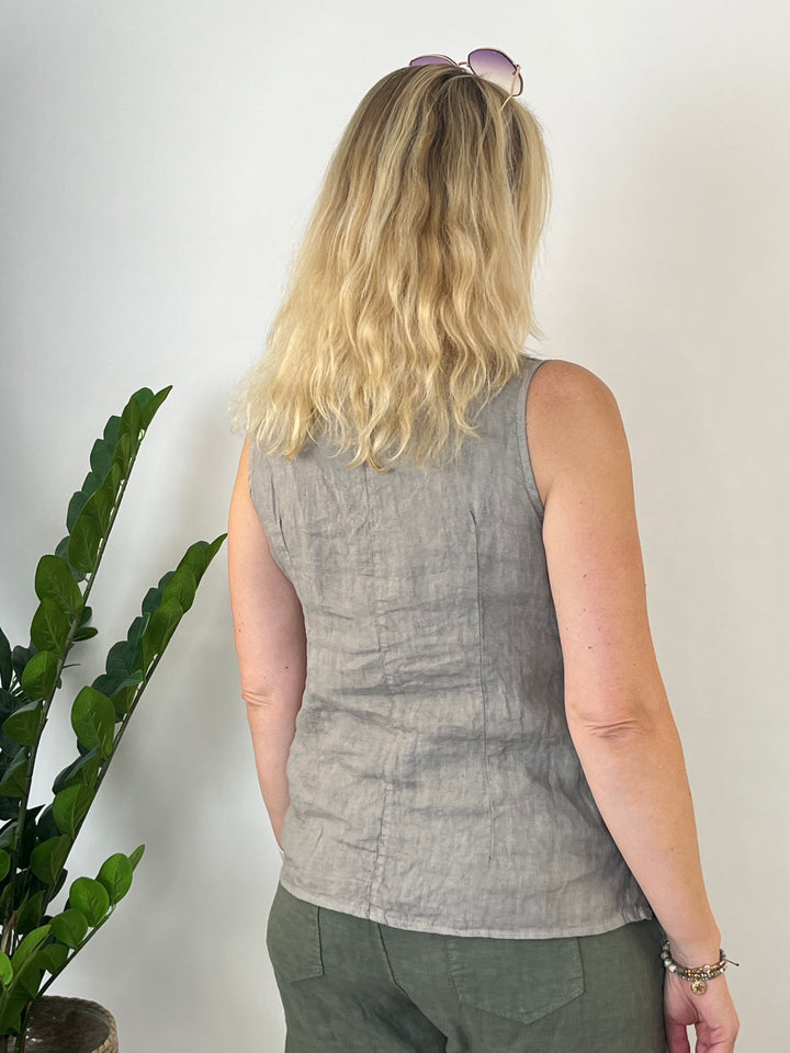 Leinentop mit Zierknöpfen, taupe von Bella Vita - Mode &amp; Lifestyle