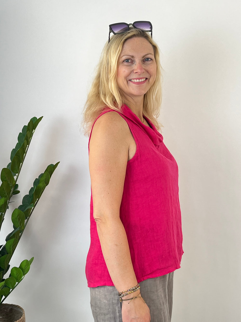 Leinentop mit weitem Kragen, pink von Bella Vita - Mode & Lifestyle