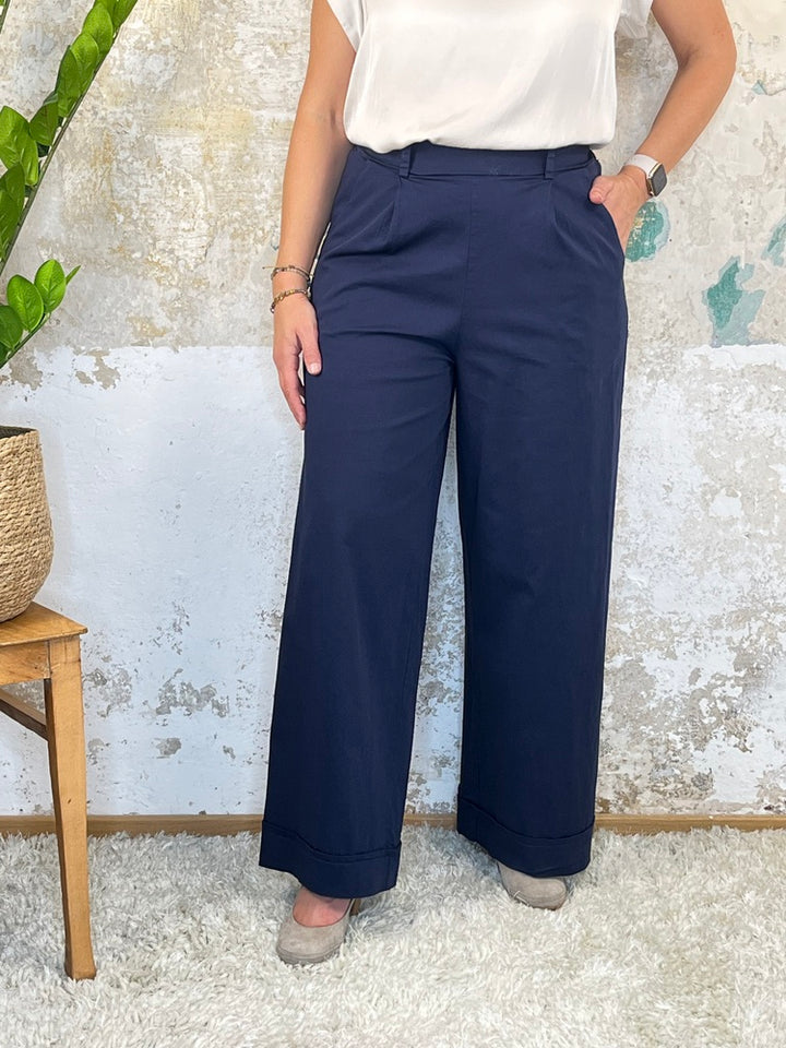 Marlenehose, marine von Bella Vita - Mode &amp; Lifestyle