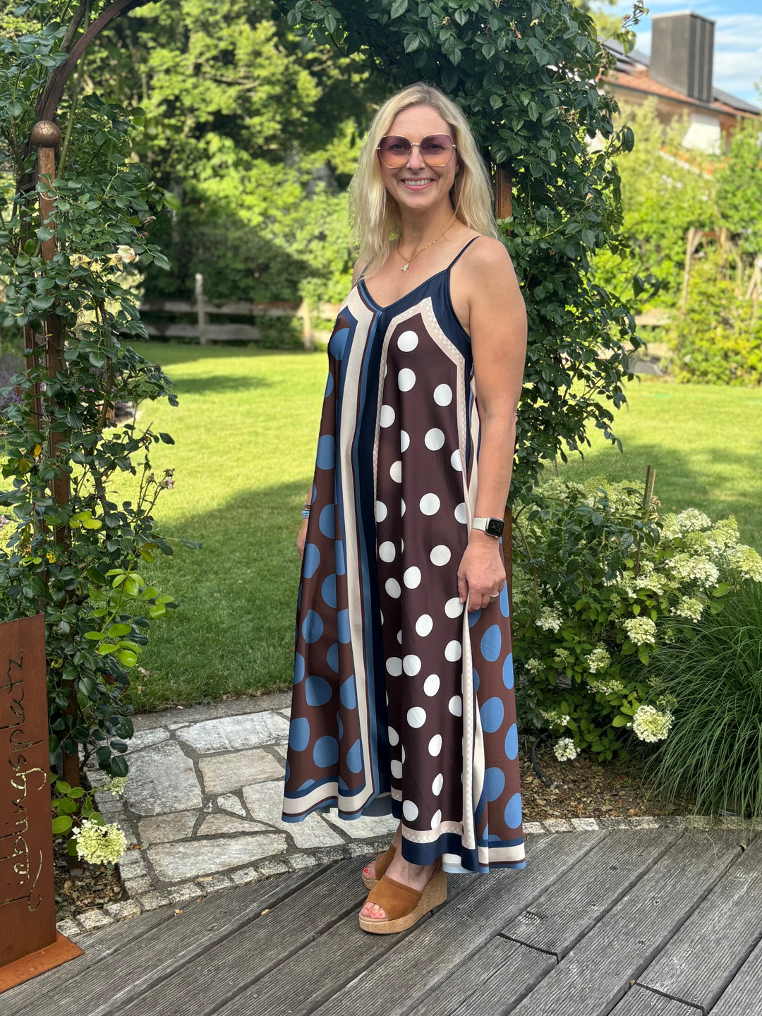 Maxi-Wendekleid im Printmix, blau-braun von Bella Vita - Mode &amp; Lifestyle