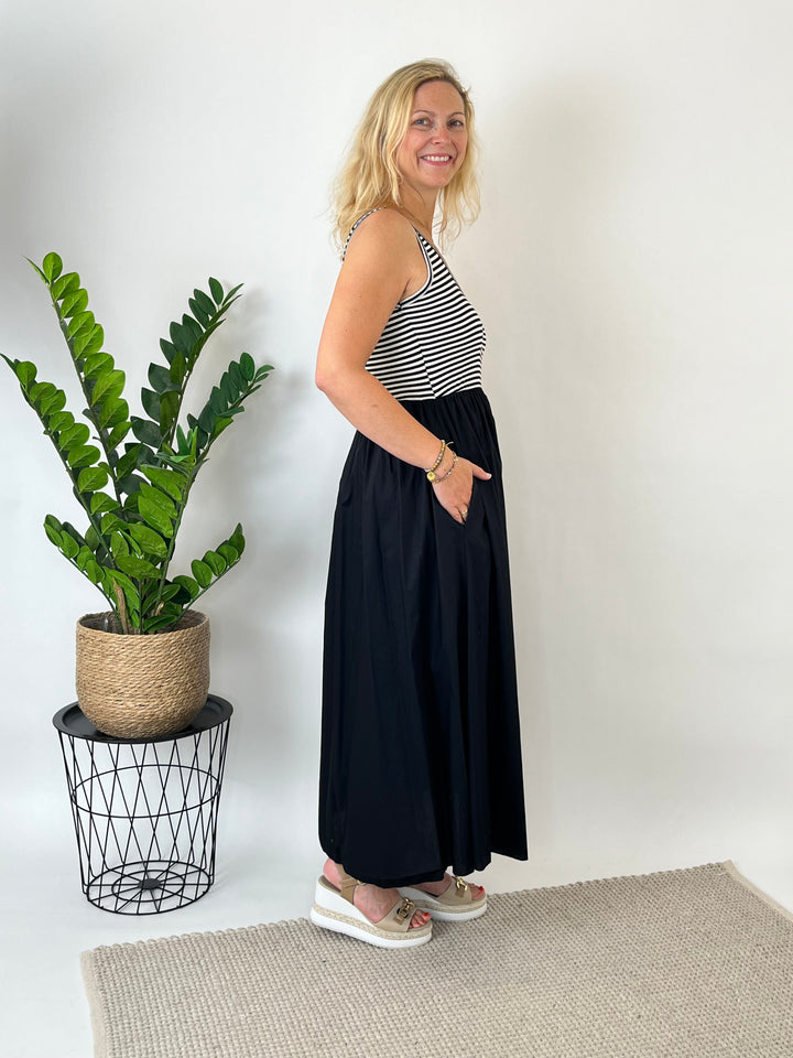 Maxikleid Easy Stripes, schwarz-weiß von Bella Vita - Mode &amp; Lifestyle