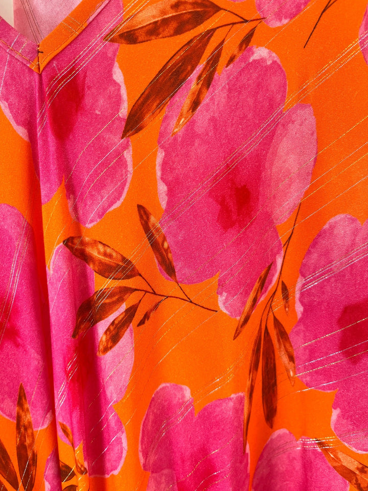 Maxikleid floral mit Glanzfaden, pink-orange von Bella Vita - Mode &amp; Lifestyle