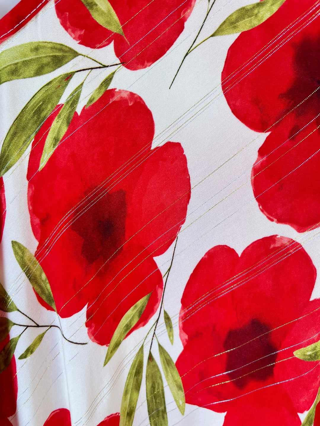Maxikleid floral mit Glanzfaden, rot von Bella Vita - Mode &amp; Lifestyle