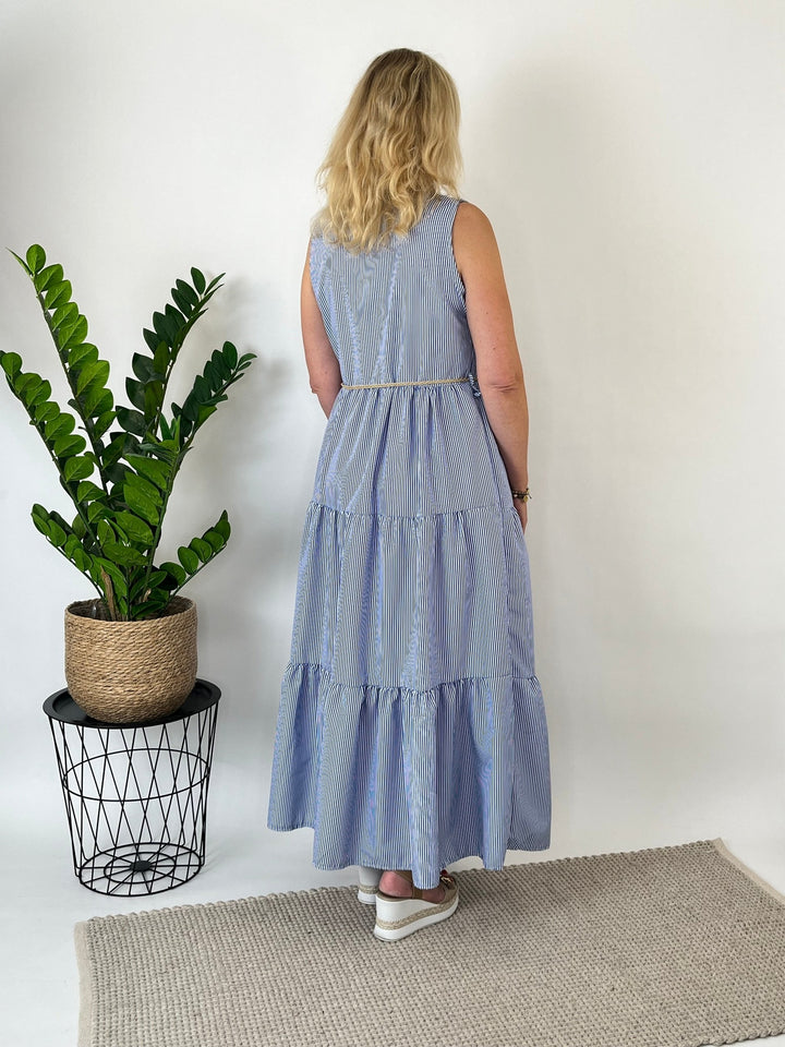 Maxikleid im Stufenlook, blau-gestreift von Bella Vita - Mode &amp; Lifestyle