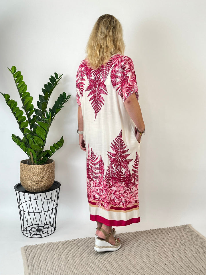 Maxikleid mit Farnprint, beere von Bella Vita - Mode &amp; Lifestyle