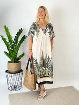 Maxikleid mit Farnprint, khaki von Bella Vita - Mode & Lifestyle
