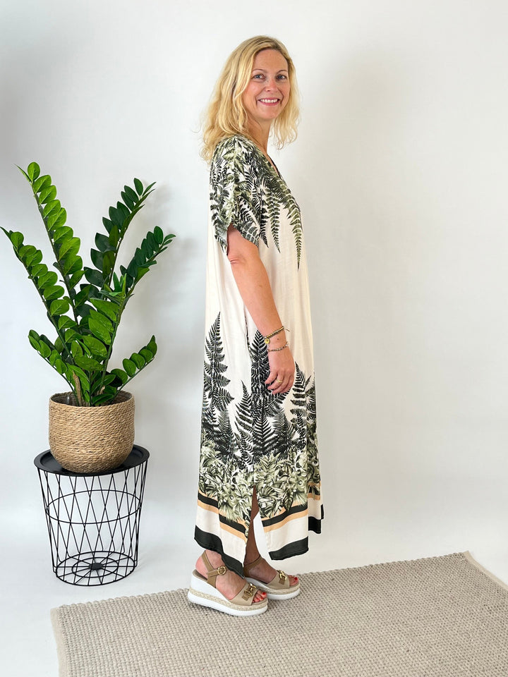 Maxikleid mit Farnprint, khaki von Bella Vita - Mode &amp; Lifestyle
