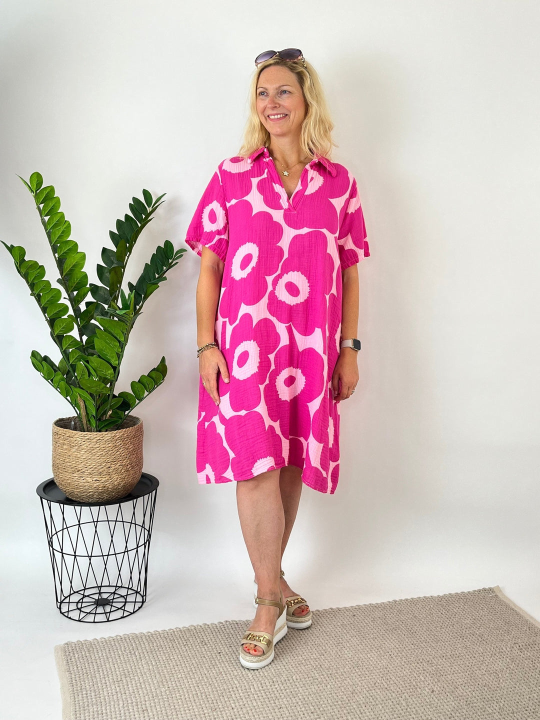 Midi-Musselinkleid Flower, pink von Bella Vita - Mode &amp; Lifestyle