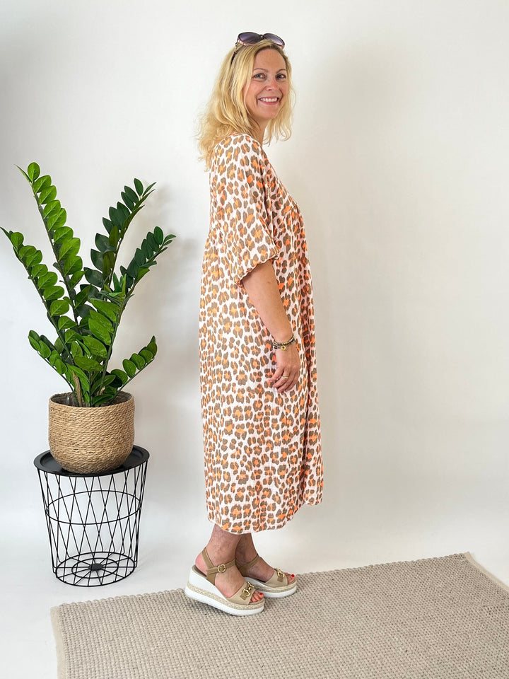 Musselinkleid Leo, apricot von Bella Vita - Mode &amp; Lifestyle
