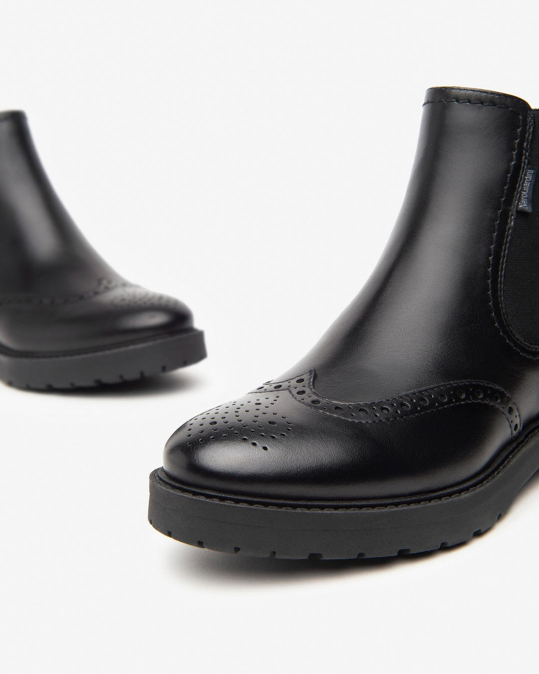 NeroGiardini Chelsea Boots, schwarz von Bella Vita - Mode &amp; Lifestyle