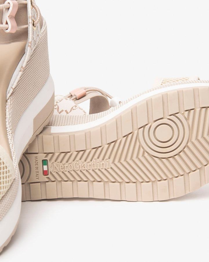 NeroGiardini Plateau-Sandalette, beige von Bella Vita - Mode &amp; Lifestyle