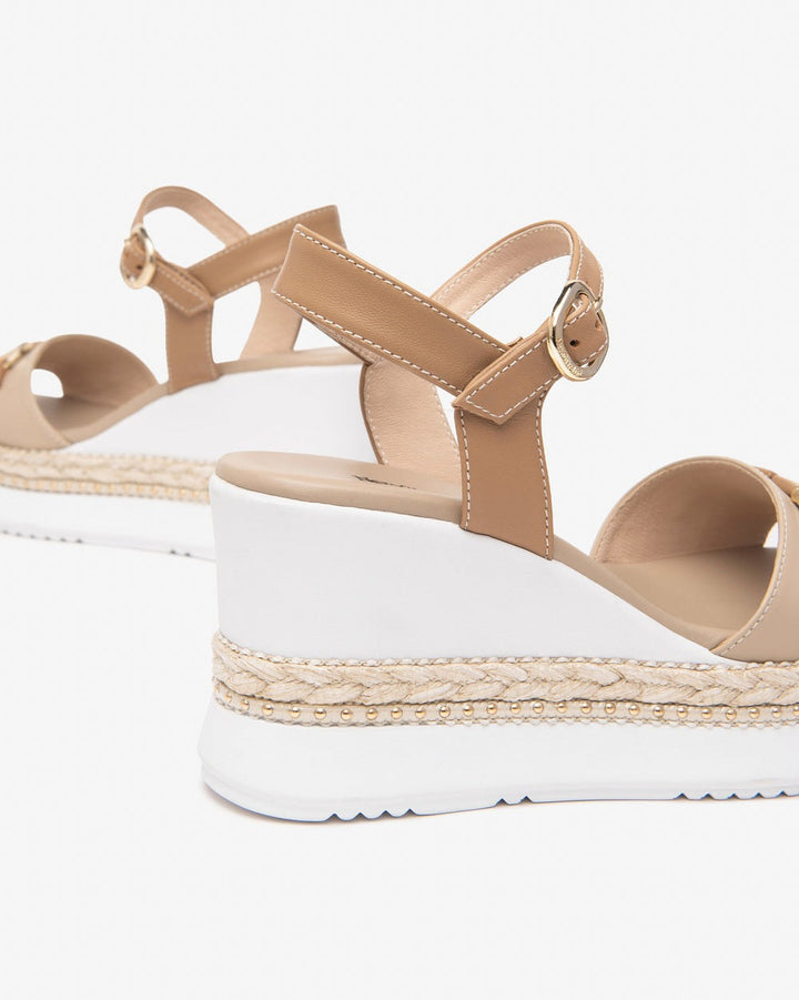 NeroGiardini Sandalette beige von Bella Vita - Mode &amp; Lifestyle