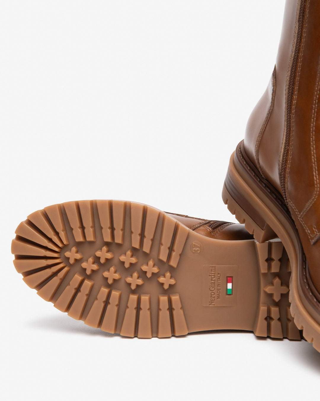 Rutschfeste Gummisohle NeroGiardini Made in Italy cognac Boots