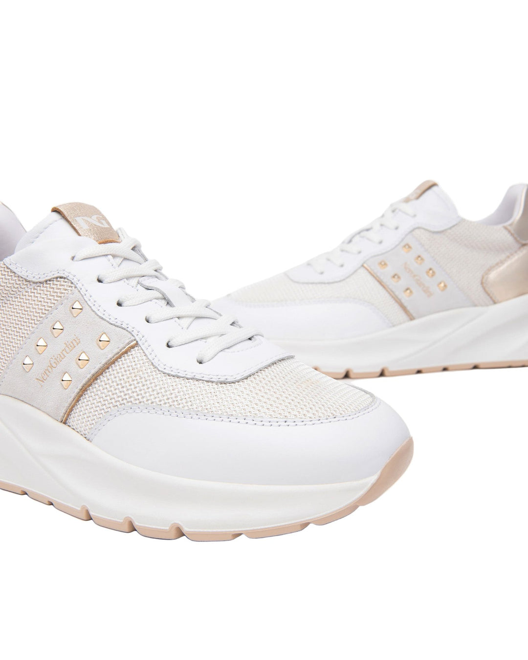 NeroGiardini Sneaker mit Plateausohle, weiß-gold von Bella Vita - Mode & Lifestyle