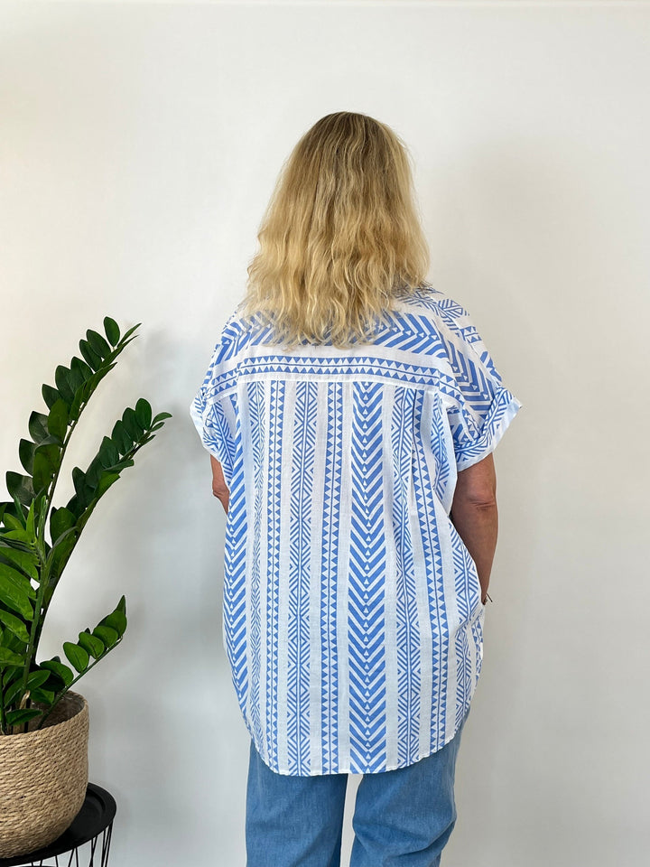 Oversize-Bluse Neon, grafisch-bedruckt von Bella Vita - Mode &amp; Lifestyle