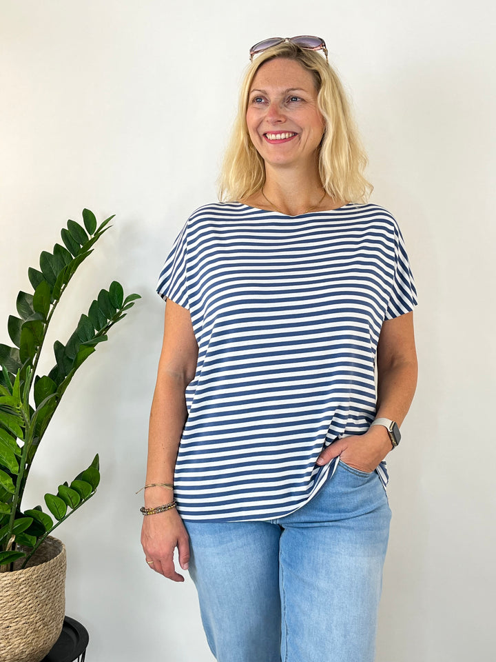 Oversize-Shirt "Essential Stripes", marine von Bella Vita - Mode &amp; Lifestyle