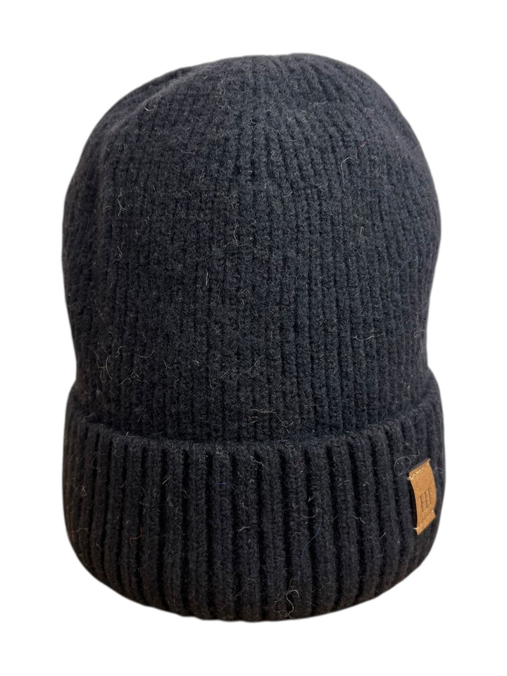 Mütze mit Aufschlag und Badge, versch. Farben