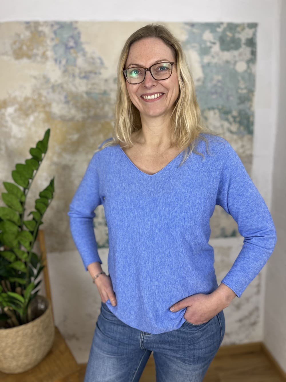 Pullover mit V-Ausschnitt und Langarm von Bella Vita - Mode & Lifestyle