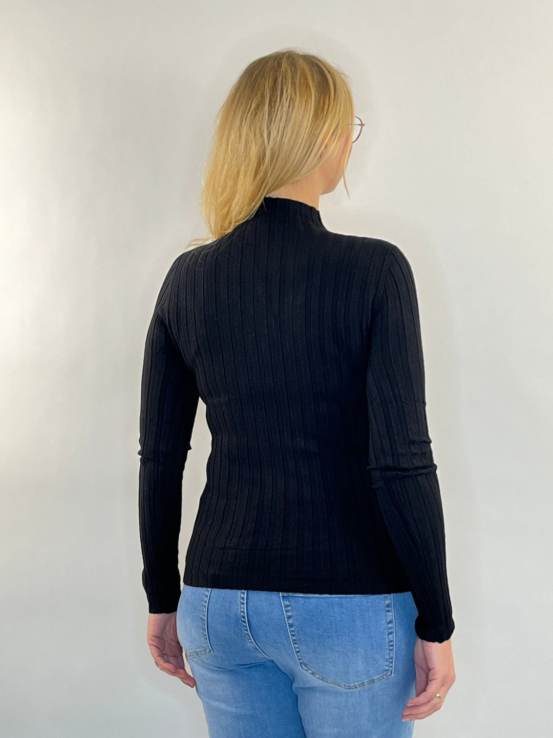 Rippenpullover mit Stehkragen, schwarz von Bella Vita - Mode &amp; Lifestyle