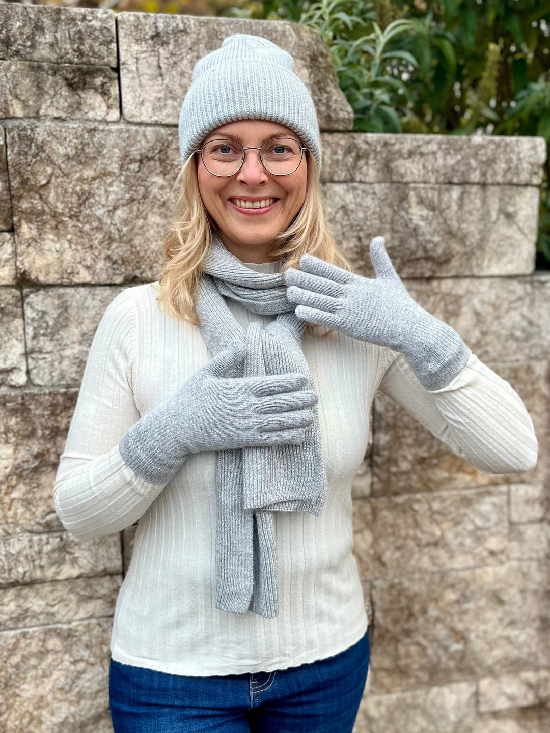 Set 3tlg.: Mütze, Schal, Handschuhe, grau von Bella Vita - Mode &amp; Lifestyle