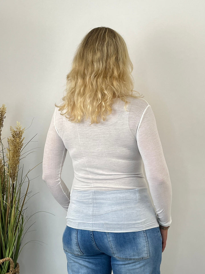 Ecru Cashmere Langarmshirt Damen Rückansicht feminine Passform