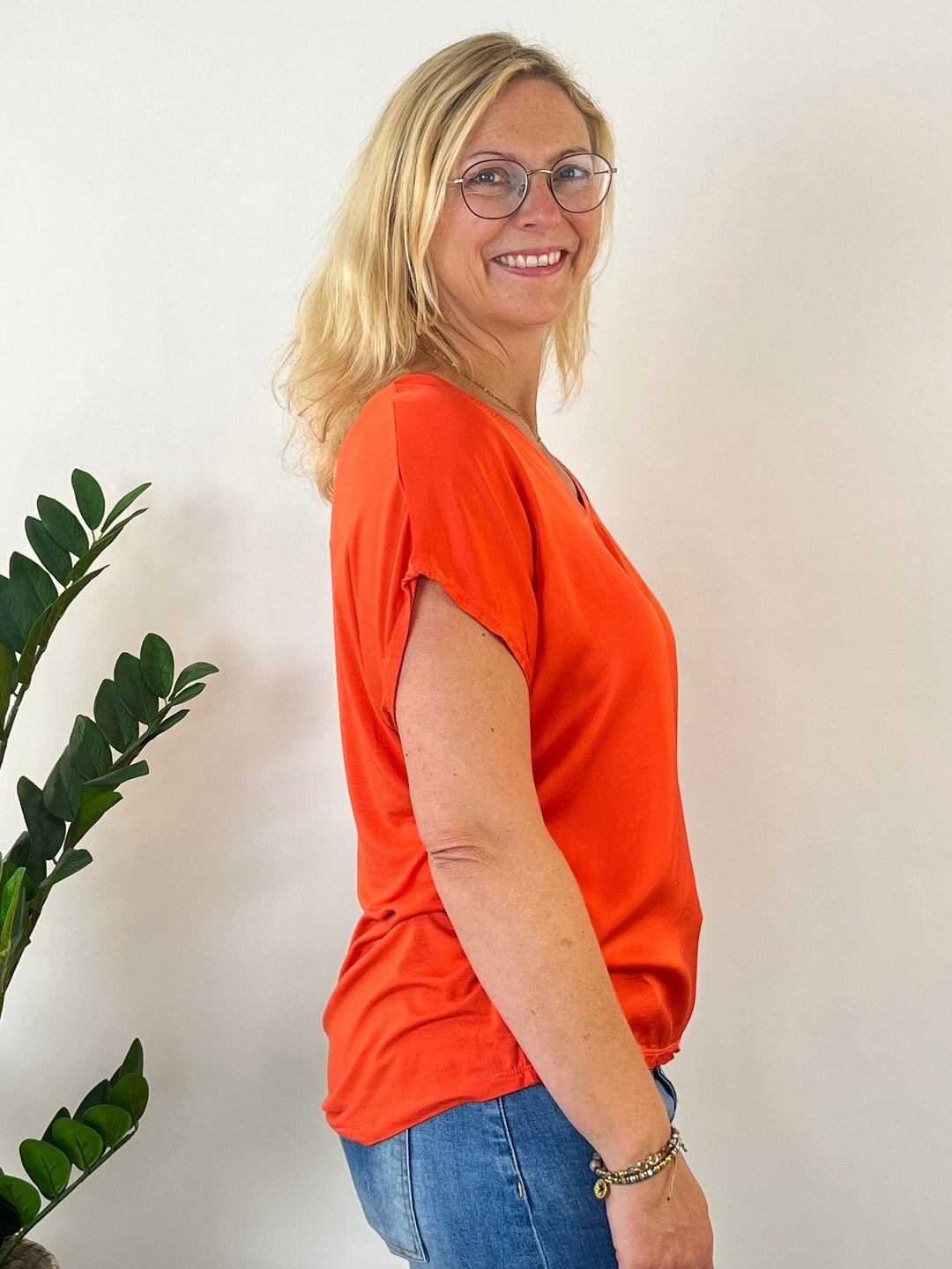 Shirt mit Seidenanteil, V-Ausschnitt, orange von Bella Vita - Mode &amp; Lifestyle