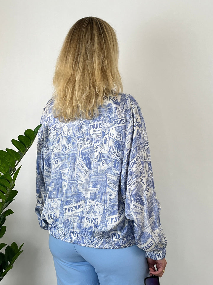 Sommerjacke „Paris Print“ mit Seide, hellblau von Bella Vita - Mode &amp; Lifestyle