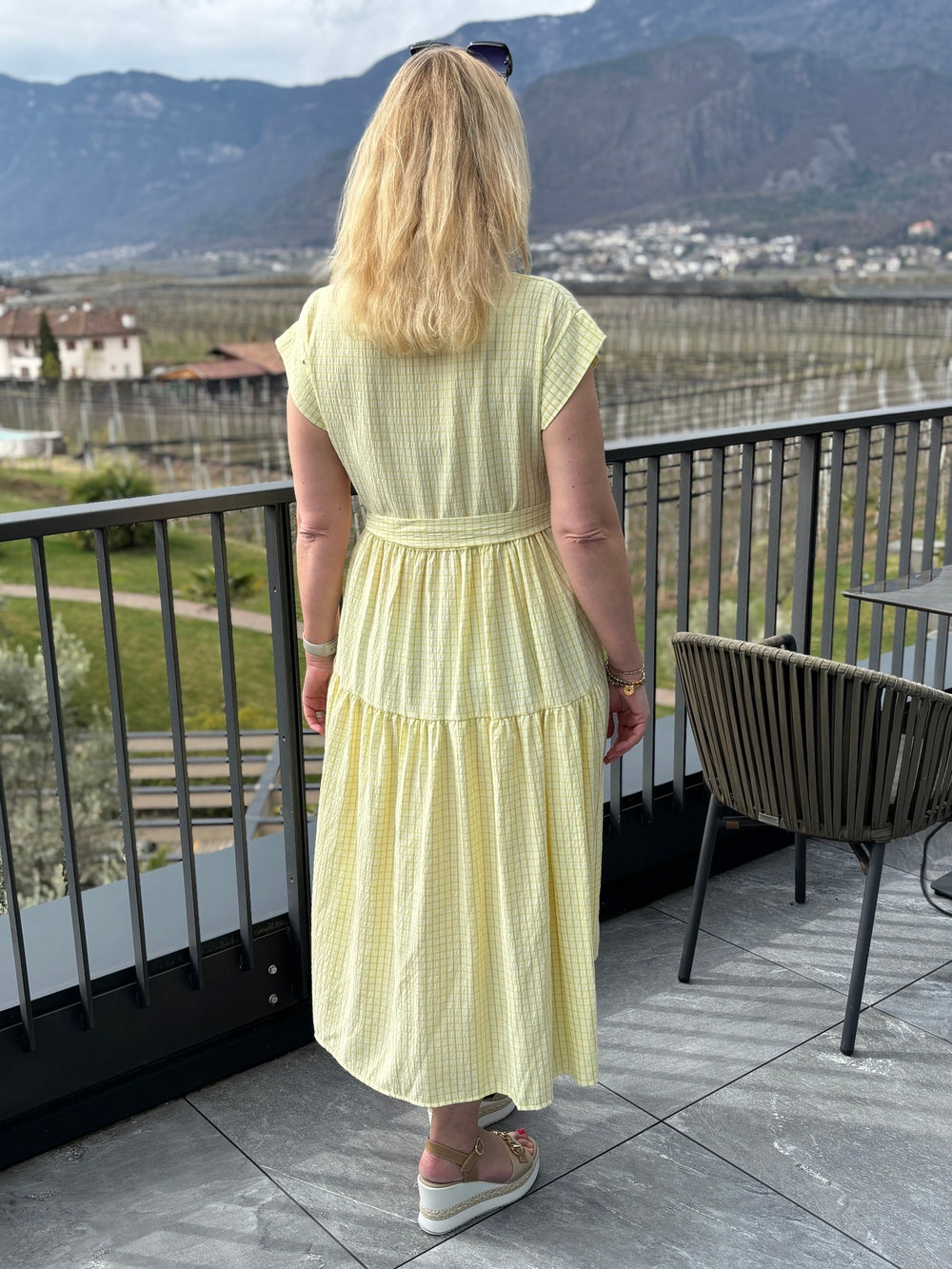 Sommerkleid mit Karomuster, vanillegelb von Bella Vita - Mode & Lifestyle