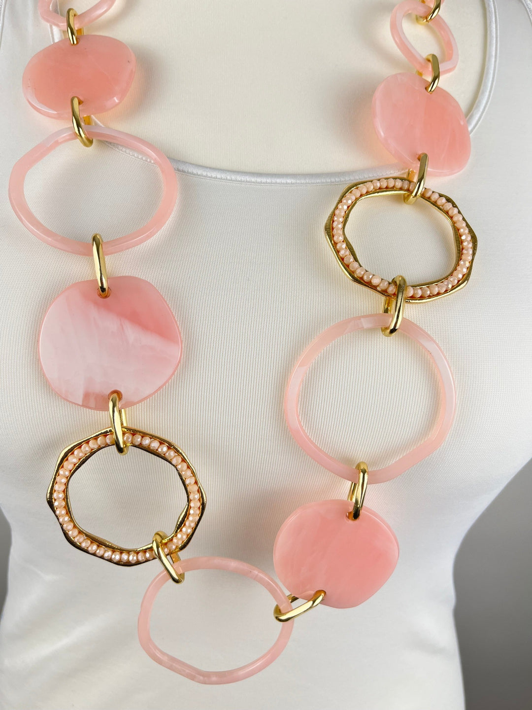 Statement-Kette, rosa-goldfarben von Bella Vita - Mode &amp; Lifestyle