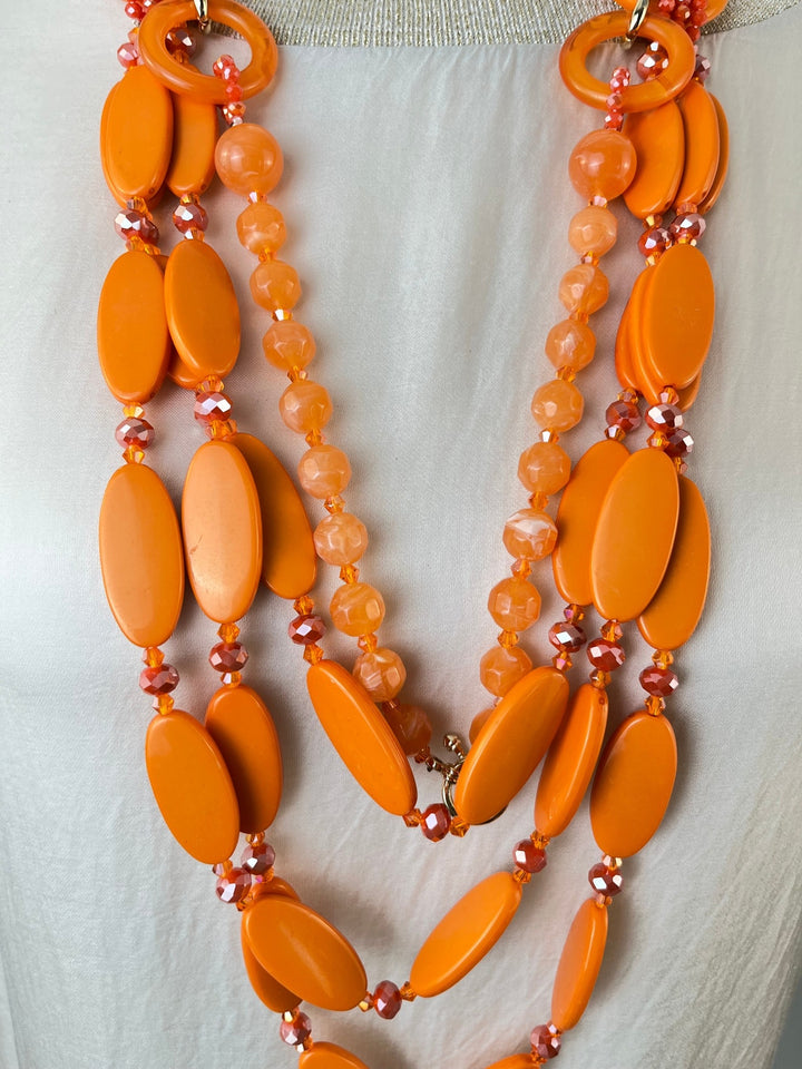 Statementkette Orange Glow, orange von Bella Vita - Mode &amp; Lifestyle