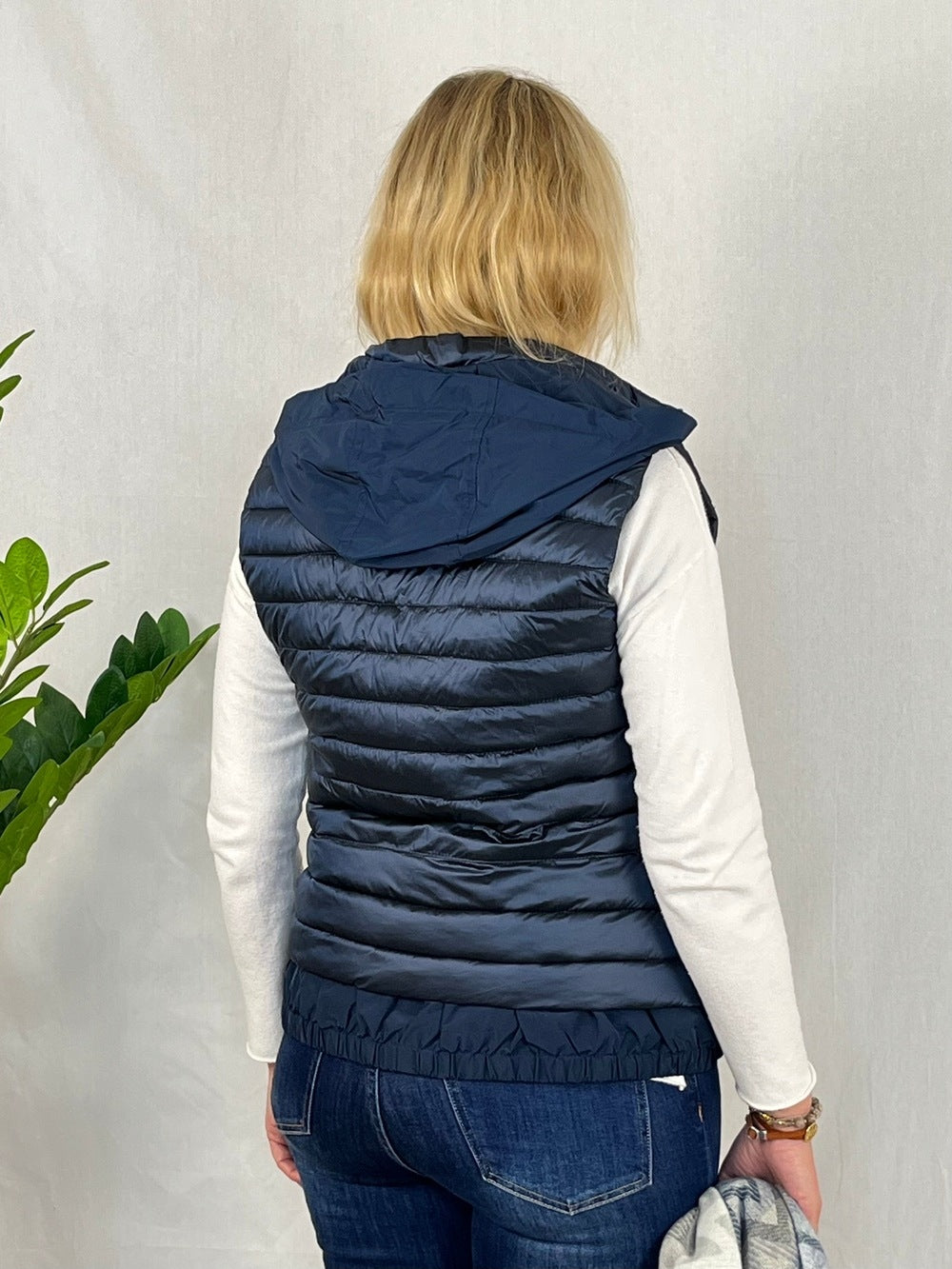 Steppweste mit Kapuze, marine von Bella Vita - Mode &amp; Lifestyle