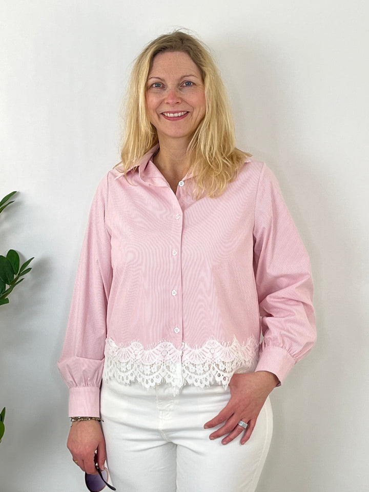 Streifenbluse mit Spitze, rosa von Bella Vita - Mode &amp; Lifestyle