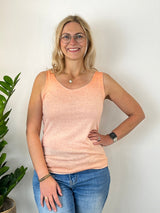 Stricktop mit Glitzerkante, apricot von Bella Vita - Mode & Lifestyle