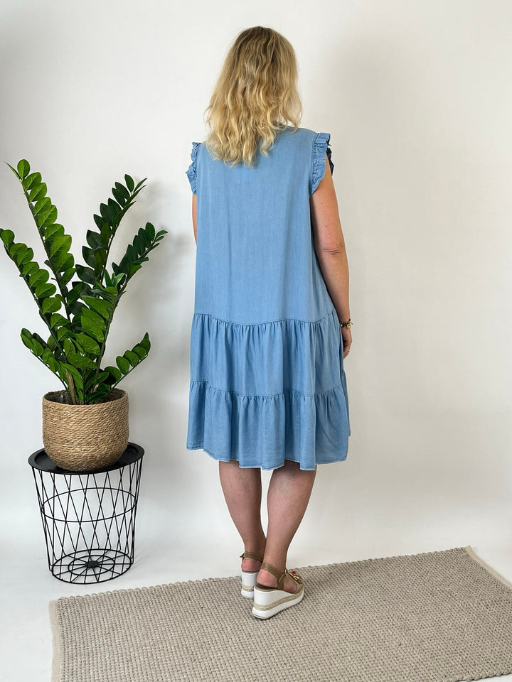 Stufenkleid mit Rüschenärmeln, blue bleached von Bella Vita - Mode &amp; Lifestyle