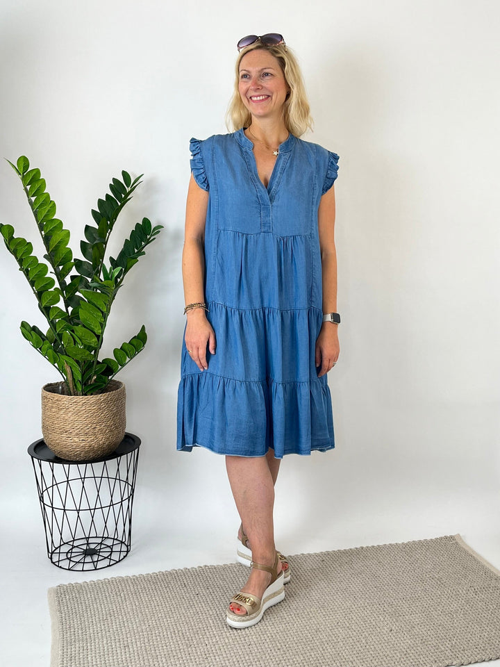 Stufenkleid mit Rüschenärmeln, blue denim von Bella Vita - Mode &amp; Lifestyle