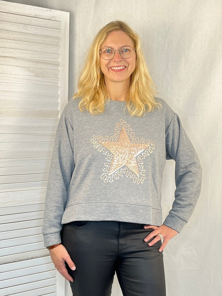 Sweatshirt mit Pailettenapplikation Stern von Bella Vita - Mode &amp; Lifestyle